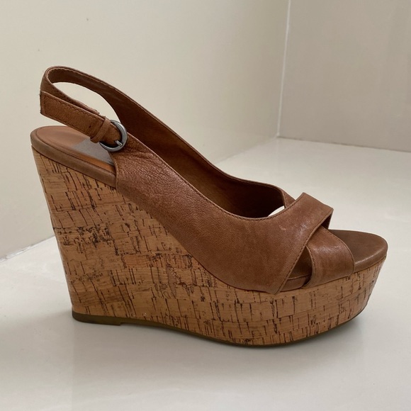 Dolce Vita Wedges 6.5 - Picture 2 of 9
